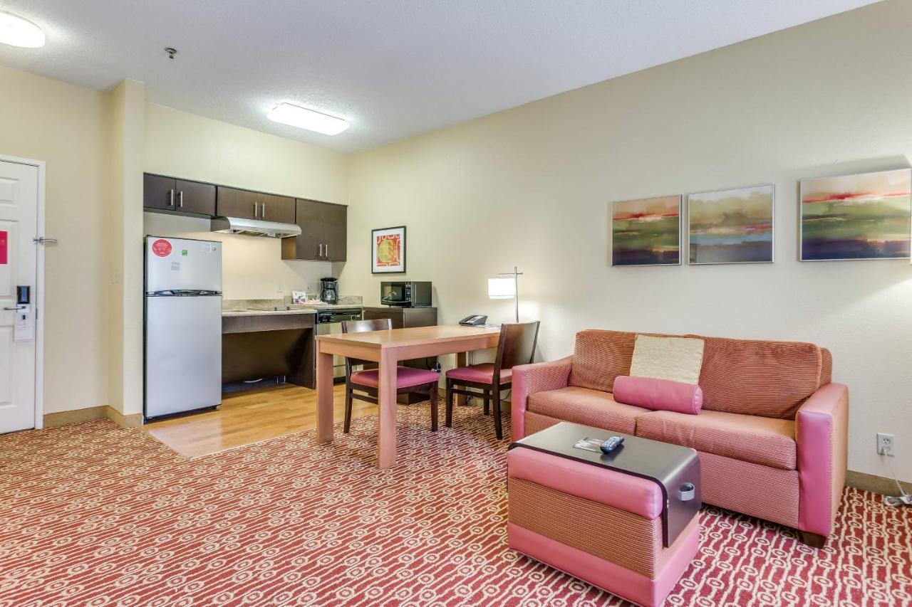 Towneplace Suites By Marriott Dallas Bedford Exteriér fotografie