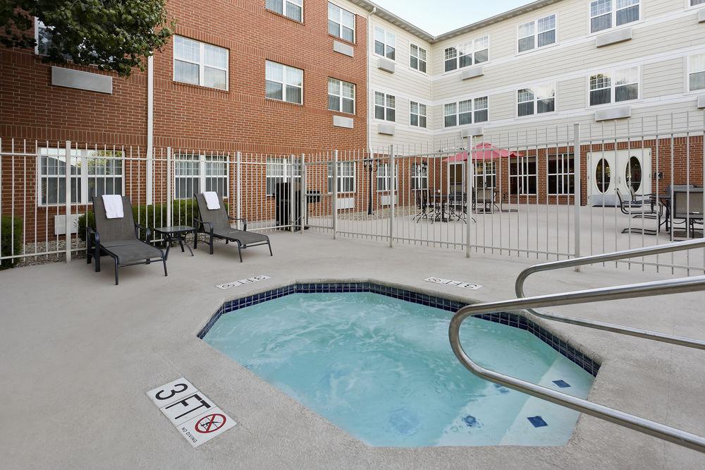 Towneplace Suites By Marriott Dallas Bedford Exteriér fotografie